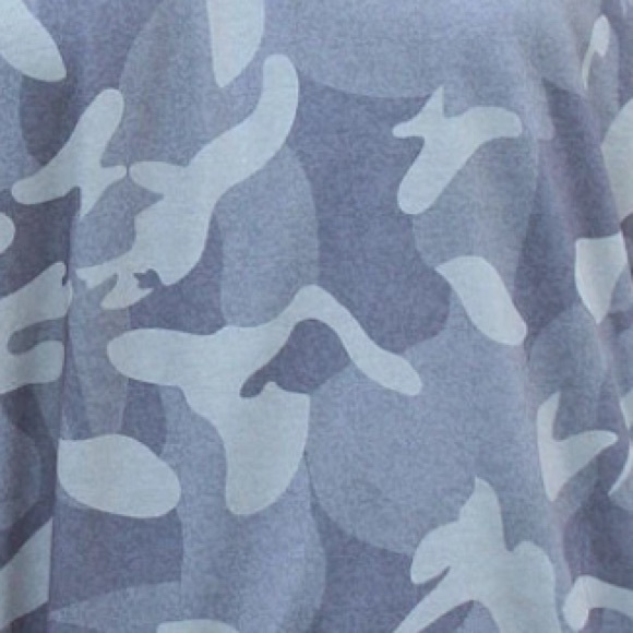 ❄️WOMEN'S URBAN CAMO LONG SLEEVE TOP - Picture 2 of 4